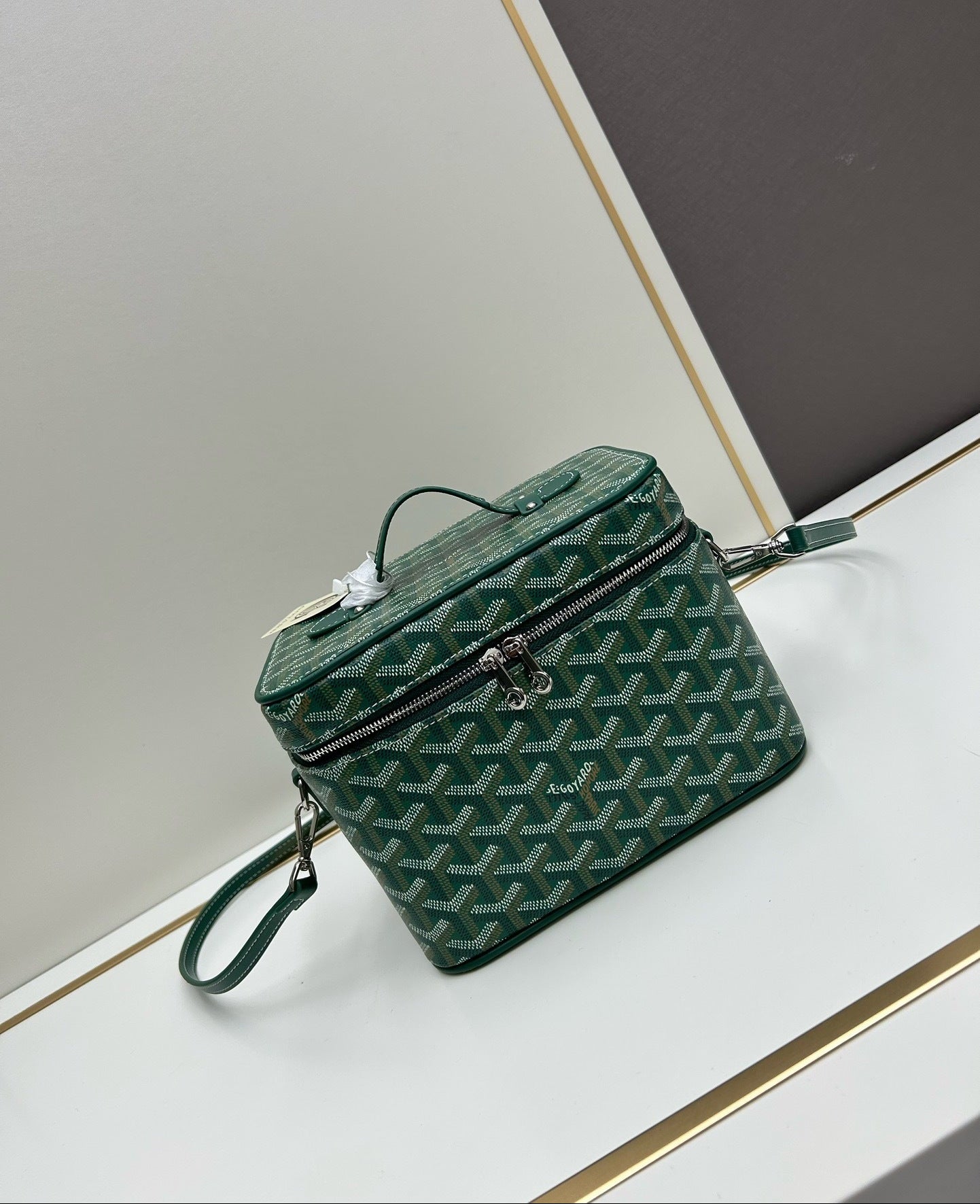 Collection Goyard – Vanity Bag Bandoulière Motif Goyardine (21×15×14 cm)