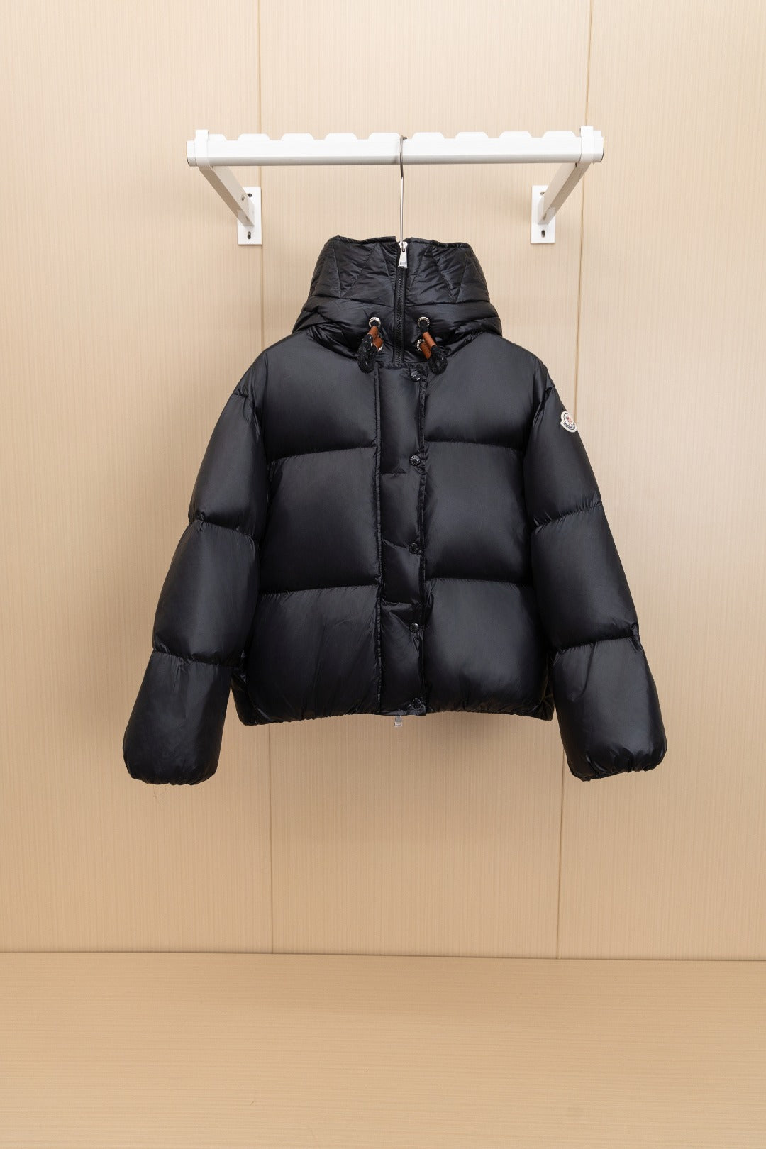 Doudoune Moncler noire – Coupe courte